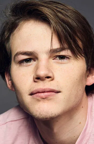Фотография актёра – Джош Уиггинс (Josh Wiggins)