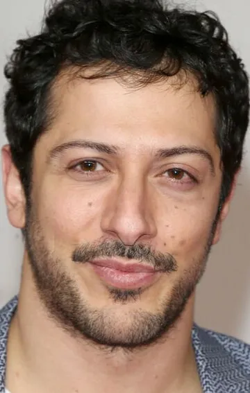 Фотография актёра – Фахри Ярдым (Fahri Yardim)