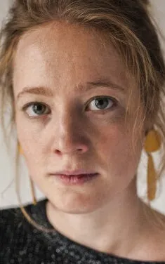 Фотография актёра – Леони Бенеш (Leonie Benesch)