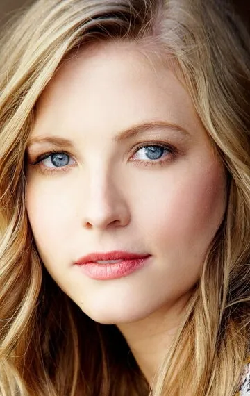 Фотография актёра – Элизабет Блэкмор (Elizabeth Blackmore)