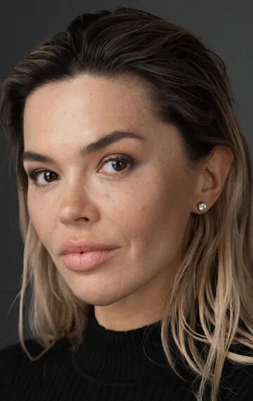 Фотография актёра – Карина Зверева