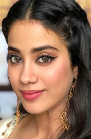 Фотография актёра – Джанви Капур (Janhvi Kapoor)