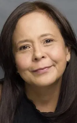 Фотография актёра – Долли де Леон (Dolly de Leon)