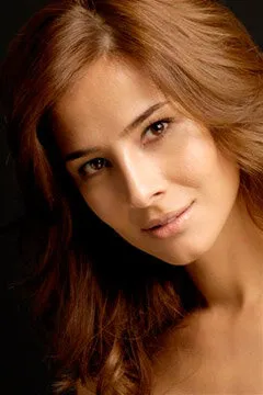 Фотография актёра – Озлем Джонкер (Özlem Conker)