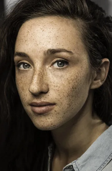 Фотография актёра – Элли Джеймс (Ellie James)