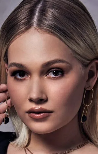 Фотография актёра – Келли Бёрглунд (Kelli Berglund)