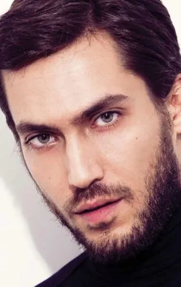 Фотография актёра – Берк Хакман (Berk Hakman)