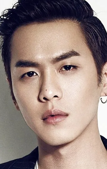 Фотография актёра – Чжан Жоюнь (Zhang Ruoyun)