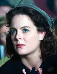 Фотография актёра – Жюли ЛеБретон (Julie LeBreton)