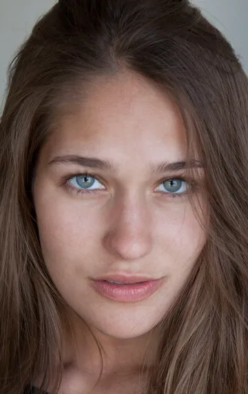 Фотография актёра – Лола Кёрк (Lola Kirke)