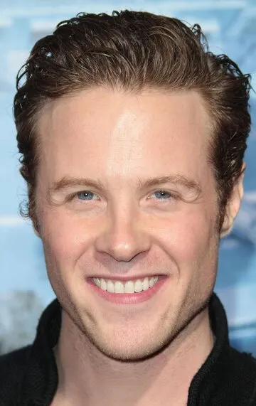 Фотография актёра – Эштон Холмс (Ashton Holmes)