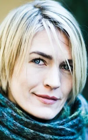 Фотография актёра – Лаура Бах (Laura Bach)