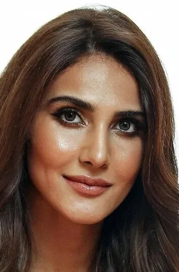 Фотография актёра – Ваани Капур (Vaani Kapoor)