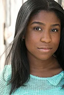 Фотография актёра – Lyric Ross