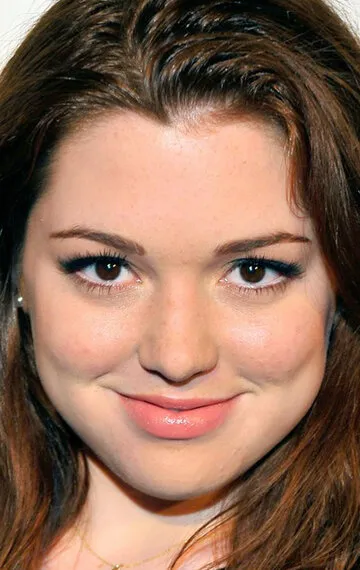 Фотография актёра – Дженнифер Стоун (Jennifer Stone)