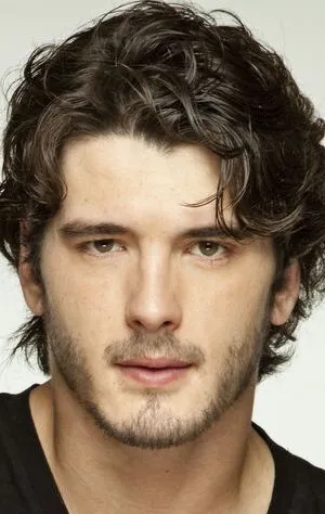 Фотография актёра – Йон Гонсалес (Yon González)