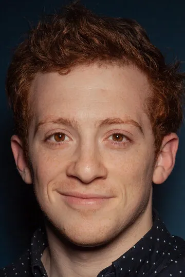 Фотография актёра – Ethan Slater