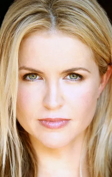 Фотография актёра – Лори Фортье (Laurie Fortier)