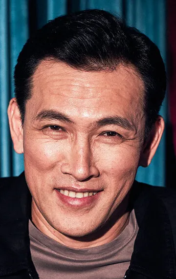 Фотография актёра – Ю О-сон (Yoo Oh-seong)