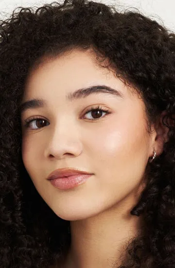 Фотография актёра – Malia Baker