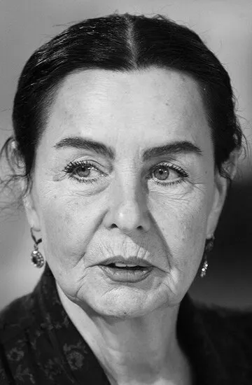 Фотография актёра – Фатма Гирик (Fatma Girik)