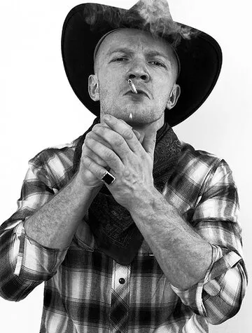 Фотография актёра – Эрик Любош (Eryk Lubos)