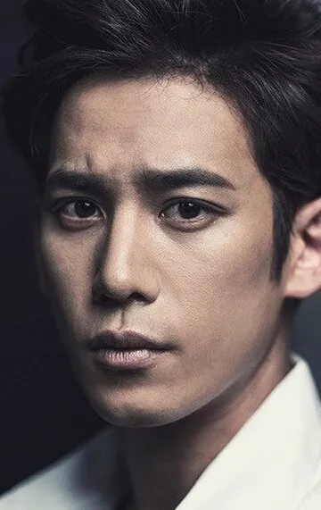 Фотография актёра – Пак Ки-ун (Park Gi-woong)