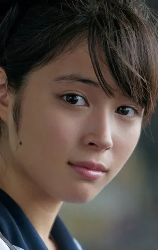 Фотография актёра – Элис Хиросэ (Alice Hirose)