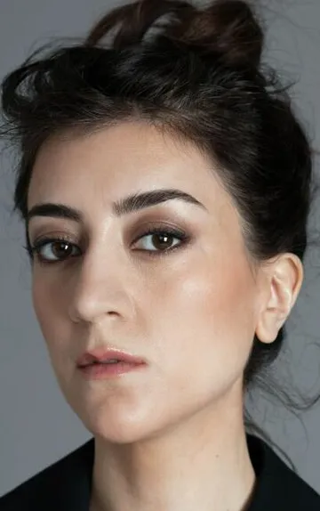 Фотография актёра – Гизем Эрдоган (Gizem Erdogan)