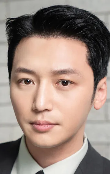 Фотография актёра – Пён Ё-хан (Byeon Yo-han)