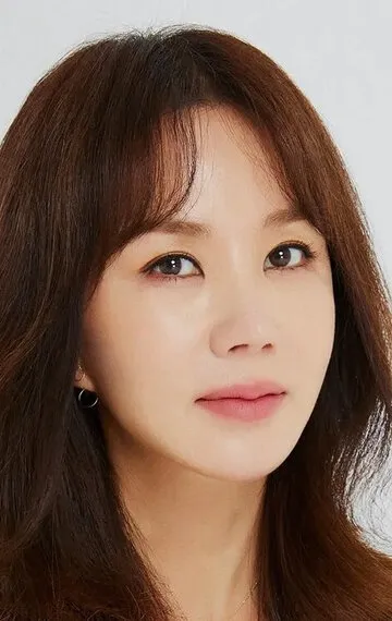 Фотография актёра – Ом Джон-хва (Eom Jeong-hwa)