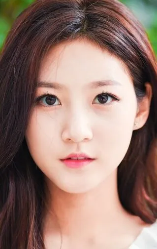 Фотография актёра – Ким Сэ-рон (Kim Sae-ron)