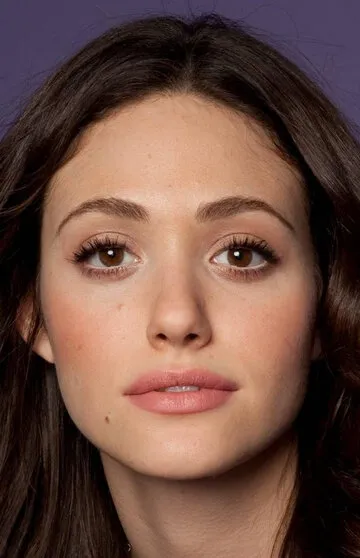 Фотография актёра – Эмми Россам (Emmy Rossum)
