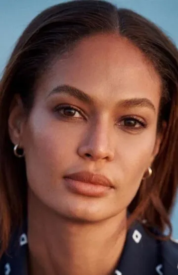 Фотография актёра – Джоан Смоллз (Joan Smalls)