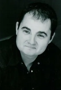 Фотография актёра – Дилан Робертс (Dylan Roberts)