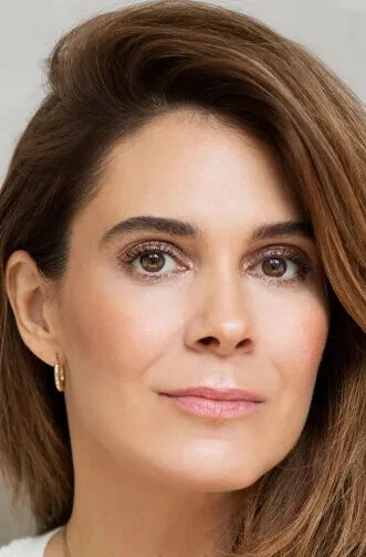 Фотография актёра – Джули Перро (Julie Perreault)