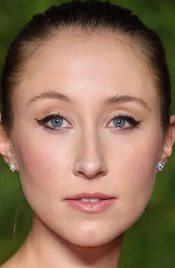 Фотография актёра – Эрин Доэрти (Erin Doherty)