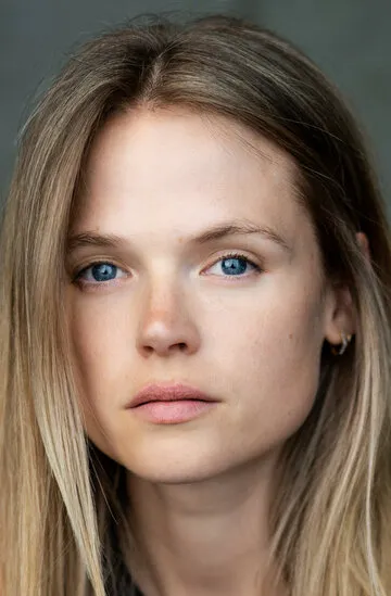 Фотография актёра – Габриэлла Уайлд (Gabriella Wilde)