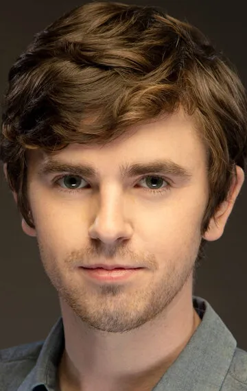 Фотография актёра – Фредди Хаймор (Freddie Highmore)