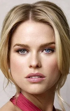 Фотография актёра – Элис Ив (Alice Eve)
