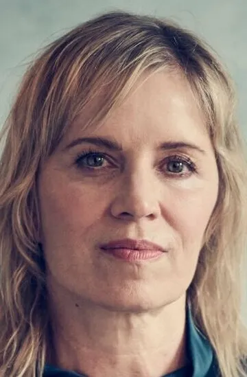 Фотография актёра – Ким Диккенс (Kim Dickens)