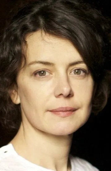 Фотография актёра – Констанс Долле (Constance Dollé)