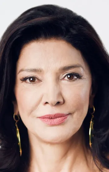 Фотография актёра – Шохре Агдашлу (Shohreh Aghdashloo)