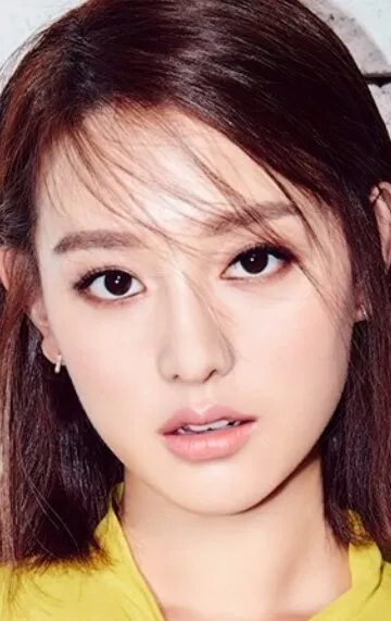 Фотография актёра – Ким Джи-вон (Kim Ji-won)