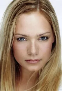 Фотография актёра – Кэйтлин Менер (Caitlin Mehner)