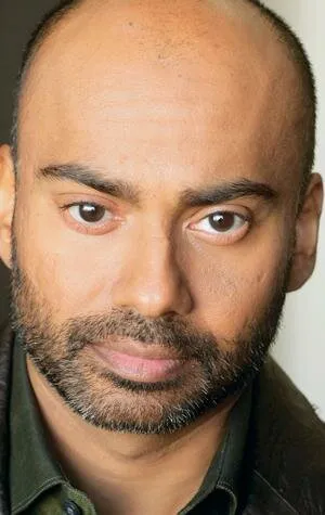 Фотография актёра – Шон Т. Кришнан (Sean T. Krishnan)