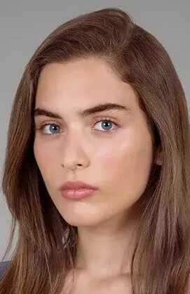 Фотография актёра – Çagla Simsek