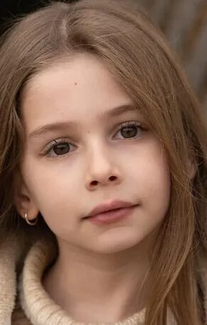 Фотография актёра – Азра Аксу (Azra Aksu)