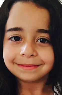 Фотография актёра – Берен Гёкйылдыз (Beren Gökyıldız)