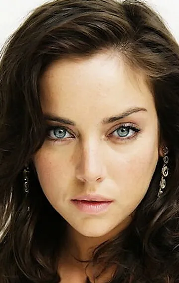 Фотография актёра – Джессика Строуп (Jessica Stroup)